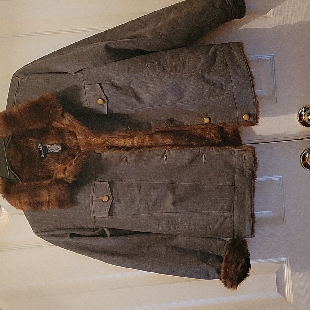 Jacket - Picture 4 of 11